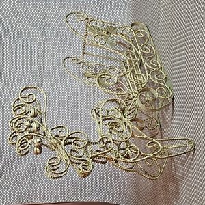 Vintage Gold Twisted Metal Reindeer and Sleigh.  Large 18" x 13.5" x 5.75